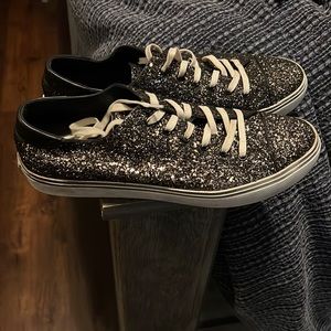 AUTHENTIC Saint Laurent low-top glitter sneakers. GREAT condition!